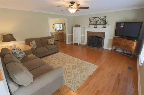2016 Hunterfield Ln, Raleigh, NC 27609 photo 5