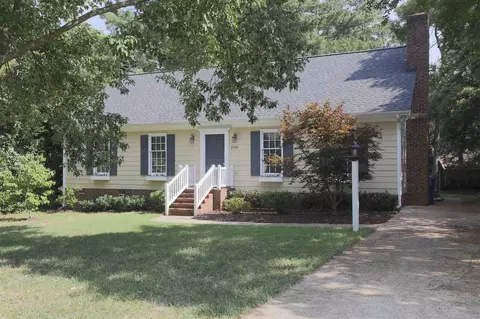 2016 Hunterfield Ln, Raleigh, NC 27609 photo 3