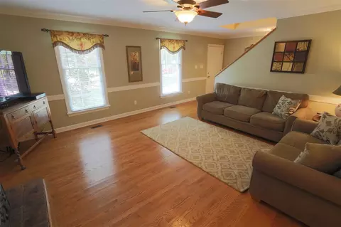2016 Hunterfield Ln, Raleigh, NC 27609 photo 4