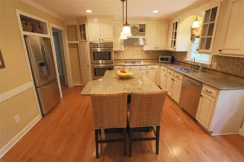 2016 Hunterfield Ln, Raleigh, NC 27609 photo 9