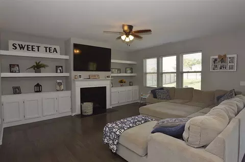 157 Davelyn Ct, Garner, NC 27529 photo 8