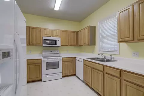 2145 Ramsgate St, Raleigh, NC 27603 photo 6