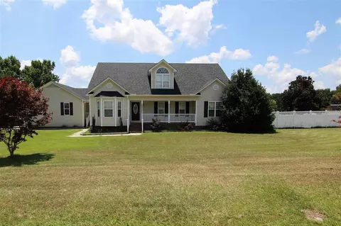102 Nicolet Ln, Smithfield, NC 27577 photo 1