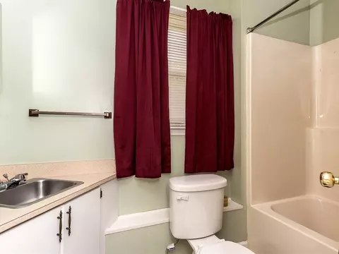 305 Clapp St, Graham, NC 27253 photo 11