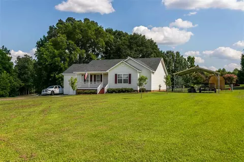 301 Still Meadows Ct, Benson, NC 27504 photo 2