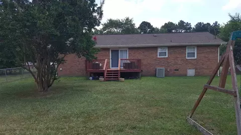 302 Robin Ln, Clayton, NC 27520 photo 3