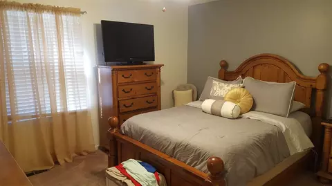 302 Robin Ln, Clayton, NC 27520 photo 9