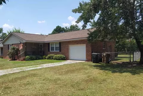 302 Robin Ln, Clayton, NC 27520 photo 4