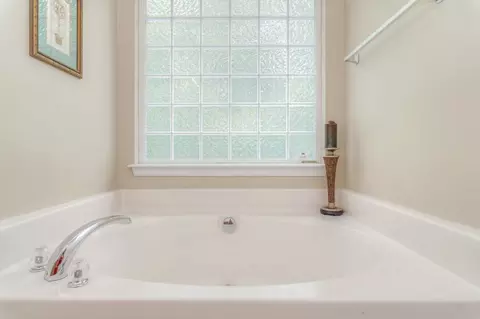 2740 Wyntercrest Ln, Durham, NC 27713 photo 17