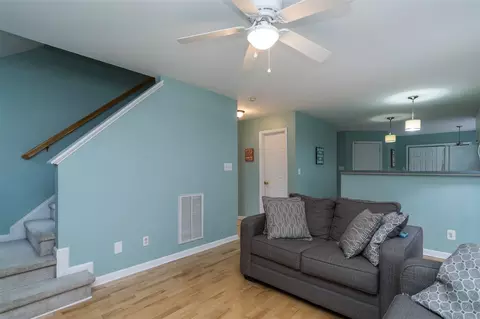 18 Ringwood Ct, Durham, NC 27713 photo 10