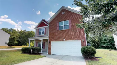 1 Genlee Ct, Durham, NC 27704 photo 2