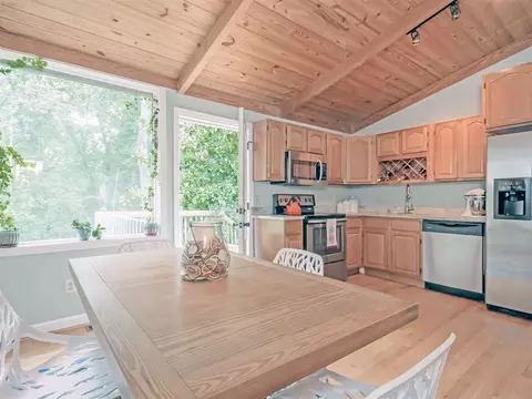 2644 University Dr, Durham, NC 27707 photo 7