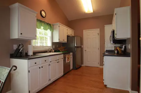1424 Cane Creek Dr, Garner, NC 27529 photo 3