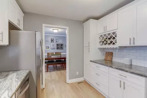 429 E Millbrook Rd, Raleigh, NC 27609 photo 7