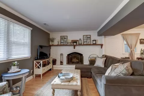 429 E Millbrook Rd, Raleigh, NC 27609 photo 11
