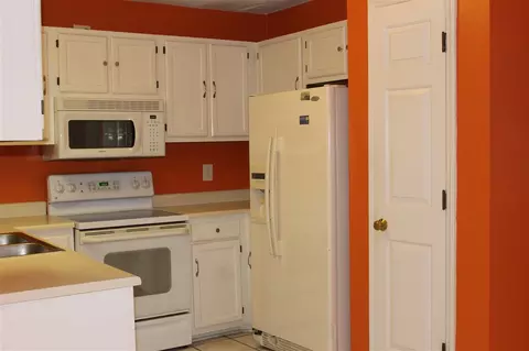 106 Mint Ct, Cary, NC 27513 photo 6