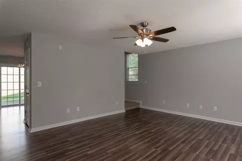 205 Bermuda Green Dr, Durham, NC 27703 photo 5
