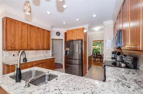 6828 Landingham Dr, Willow Spring, NC 27592 photo 10