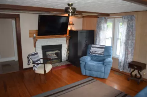 117 Thomas St, Canton, NC 28716 photo 6