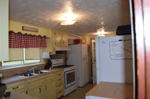 117 Thomas St, Canton, NC 28716 photo 9