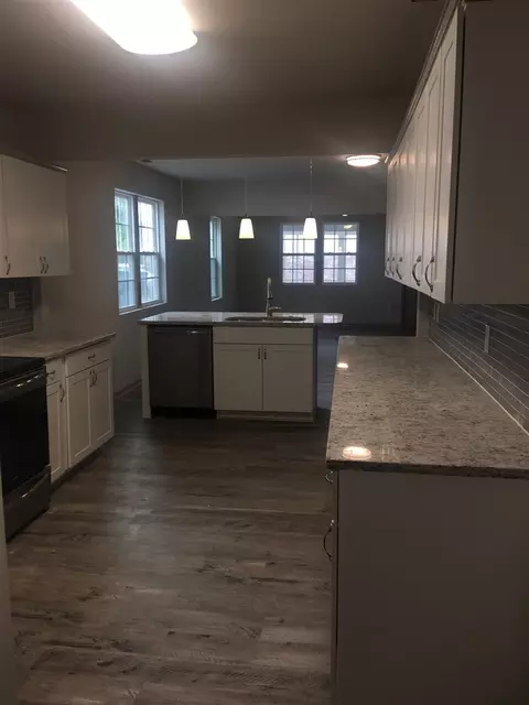 422 Macon St, Durham, NC 27701 photo 10