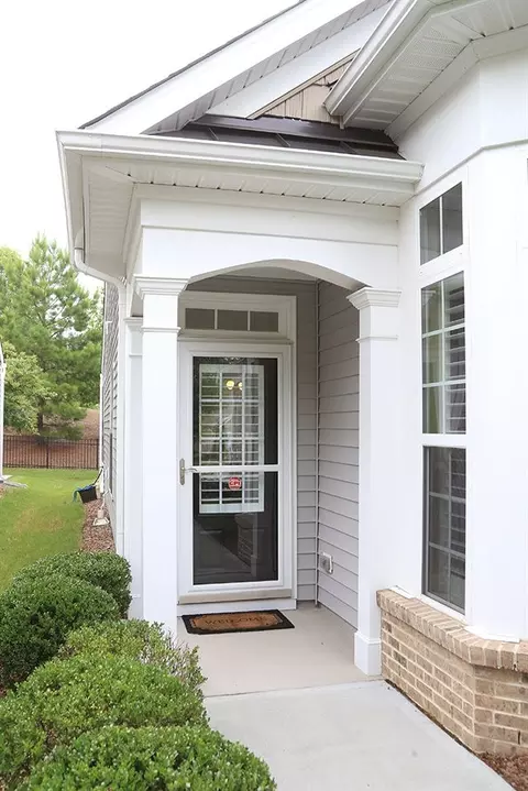 724 Bradhurst Pl, Cary, NC 27519 photo 4