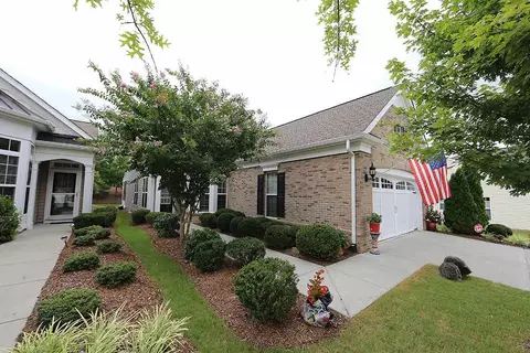 724 Bradhurst Pl, Cary, NC 27519 photo 2