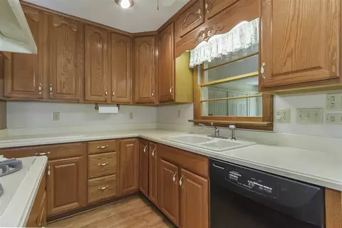 426 Forest Dr, Graham, NC 27253 photo 16