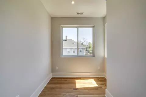 526 Edenton St, Raleigh, NC 27601 photo 20