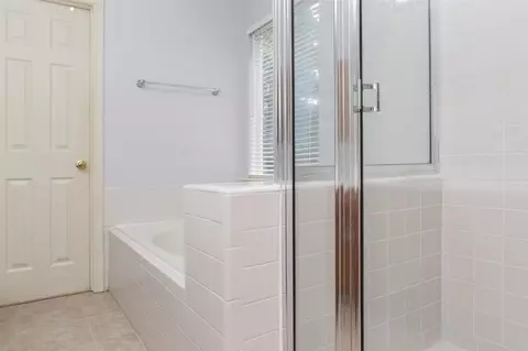 5009 Rolling Meadows Dr, Durham, NC 27703 photo 18