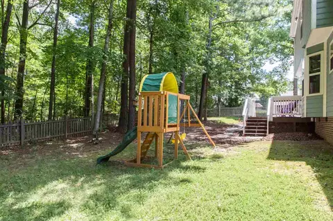 5009 Rolling Meadows Dr, Durham, NC 27703 photo 25