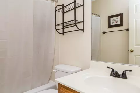 5009 Rolling Meadows Dr, Durham, NC 27703 photo 20