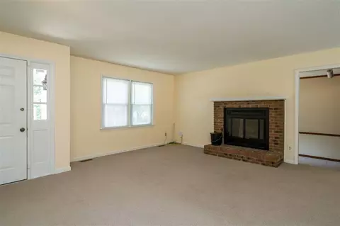 201 Winding Brook Dr, Garner, NC 27529 photo 4