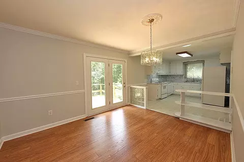 701 Daffodil Ln, Durham, NC 27712 photo 5
