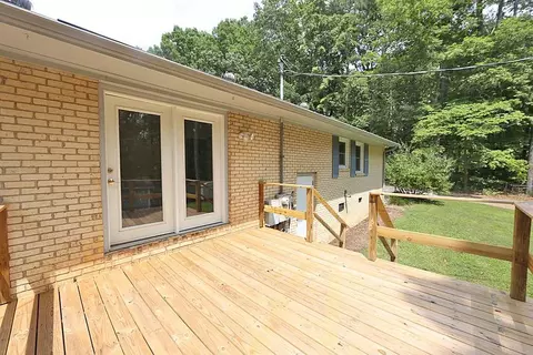 701 Daffodil Ln, Durham, NC 27712 photo 10