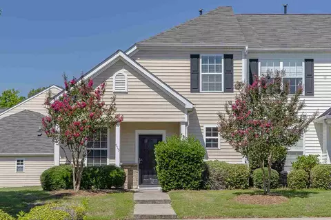 915 Cinnamon Dr, Durham, NC 27713 photo 1
