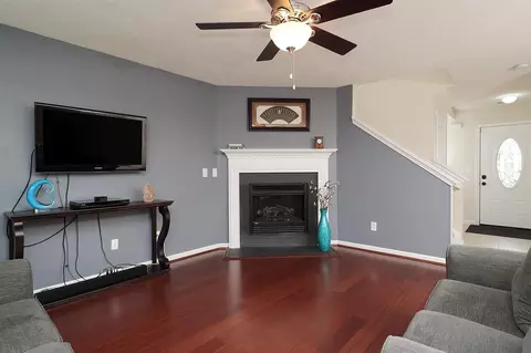 834 Statler Dr, Durham, NC 27703 photo 4