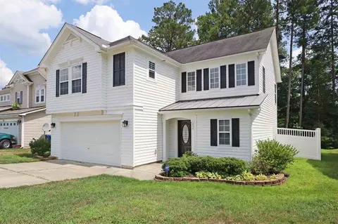 834 Statler Dr, Durham, NC 27703 photo 2