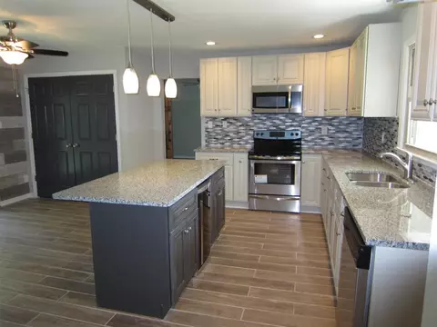 135 Radcliff Cir, Durham, NC 27713 photo 4