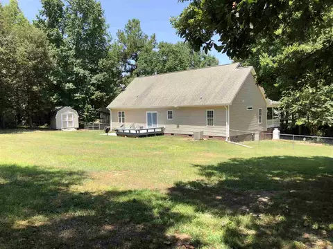 82 Foxhound Ct, Benson, NC 27504 photo 3