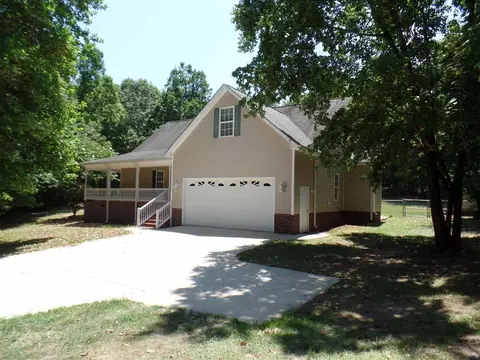 82 Foxhound Ct, Benson, NC 27504 photo 1