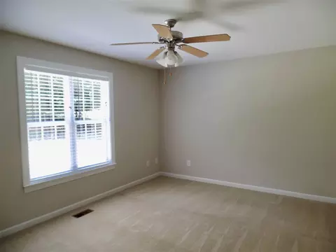 82 Foxhound Ct, Benson, NC 27504 photo 12