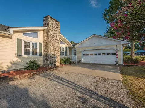 141 Carmil Dr, Selma, NC 27576 photo 3