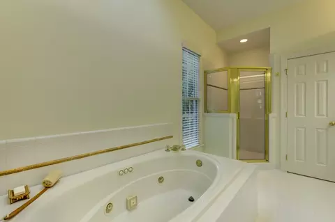101 S Devimy Ct, Cary, NC 27511 photo 14