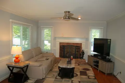 605 Flagstone Way, Durham, NC 27712 photo 4