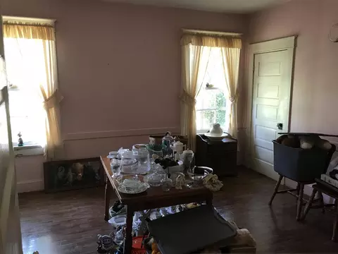 202 N 10th St, Erwin, NC 28339 photo 5