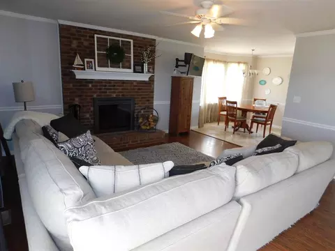 253 Sanders Rd, Benson, NC 27504 photo 2
