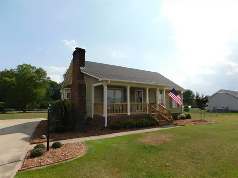 253 Sanders Rd, Benson, NC 27504 photo 1