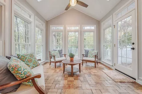 3908 E Valley Ct, Raleigh, NC 27606 photo 8
