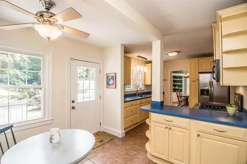 2618 Pickett Rd, Durham, NC 27705 photo 9